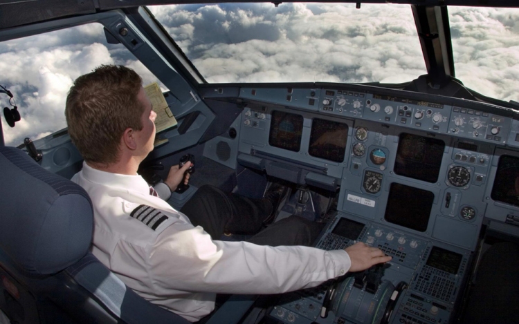 Franciaországi légikatasztrófa - A Wizz Air is módosítja a pilótafülkére vonatkozó szabályozást