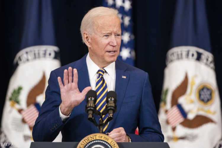A Fehér Ház tagadta, hogy Joe Biden az elnökjelölti küzdelemtől való visszalépést fontolgatja